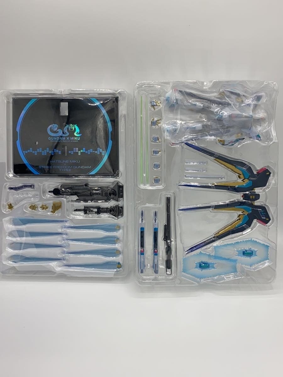 METAL ROBOT Spirits Mobile Suit Gundam SEED FREEDOM Strike Freedom Gundam 弐式 [Hatsune Miku Ver.] (Tamashii Web Shop Exclusive) - BANDAI SPIRITS