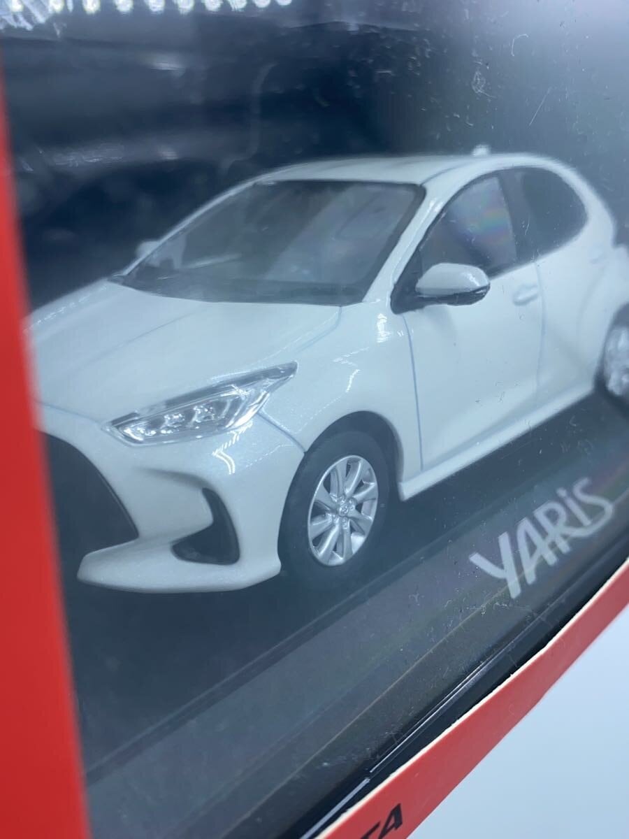 TOYOTA Mini Car (White)