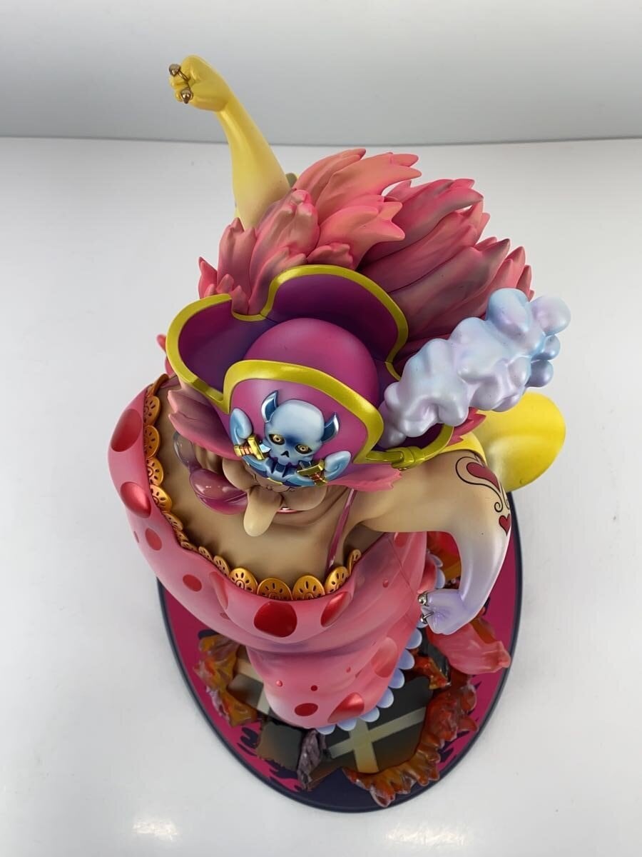 Mega House Figure - Comic & Anime: Big Mom (Charlotte Linlin)