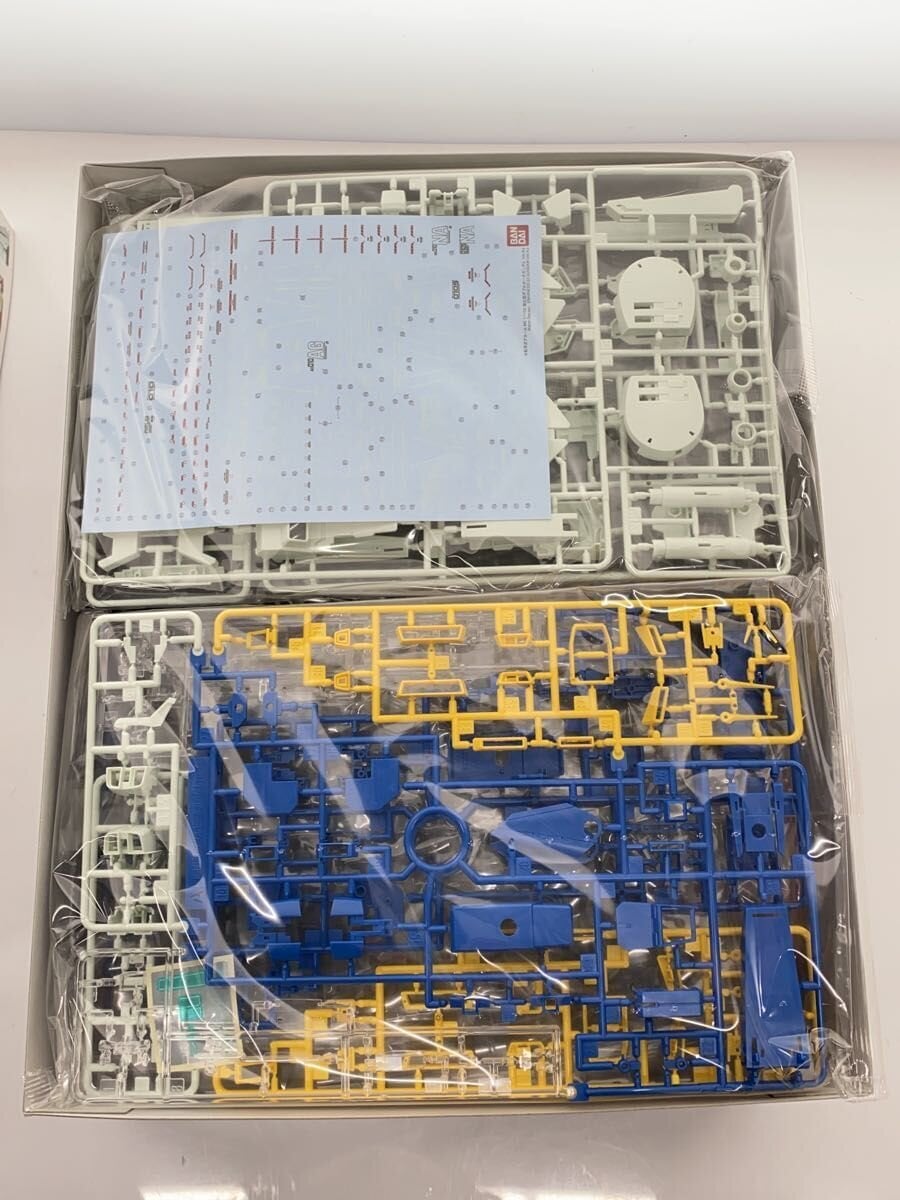 BANDAI Gunpla Plastic Model
