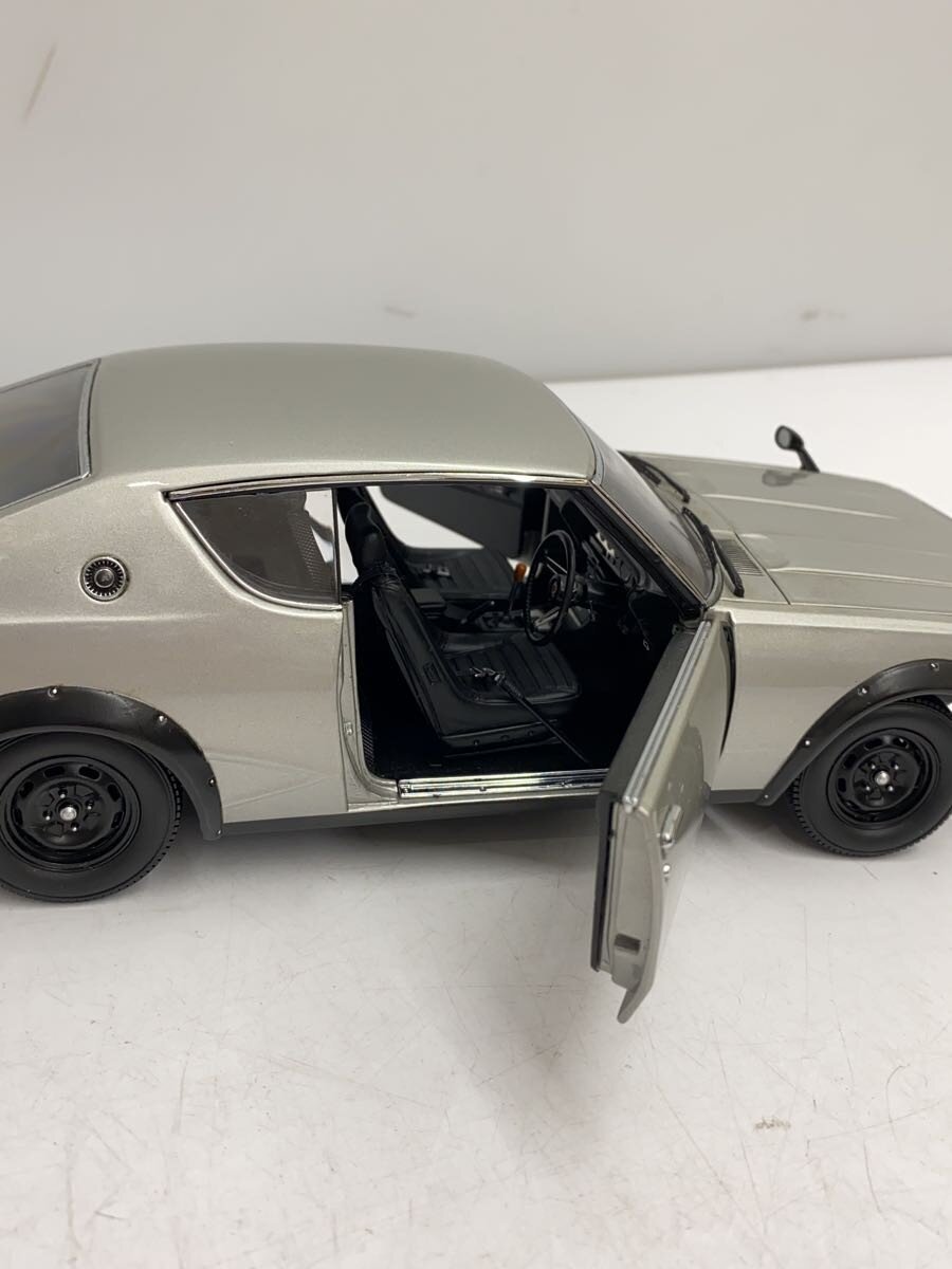KYOSHO Nissan Skyline 2000GT-R (Hakosuka) Diecast Mini Car