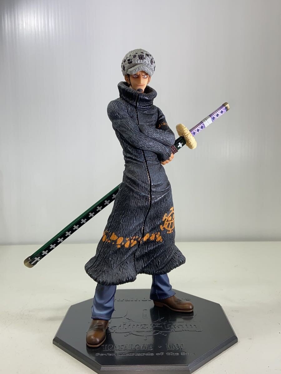 Mega House P.O.P Sailing Again Trafalgar Law (One Piece) Figure