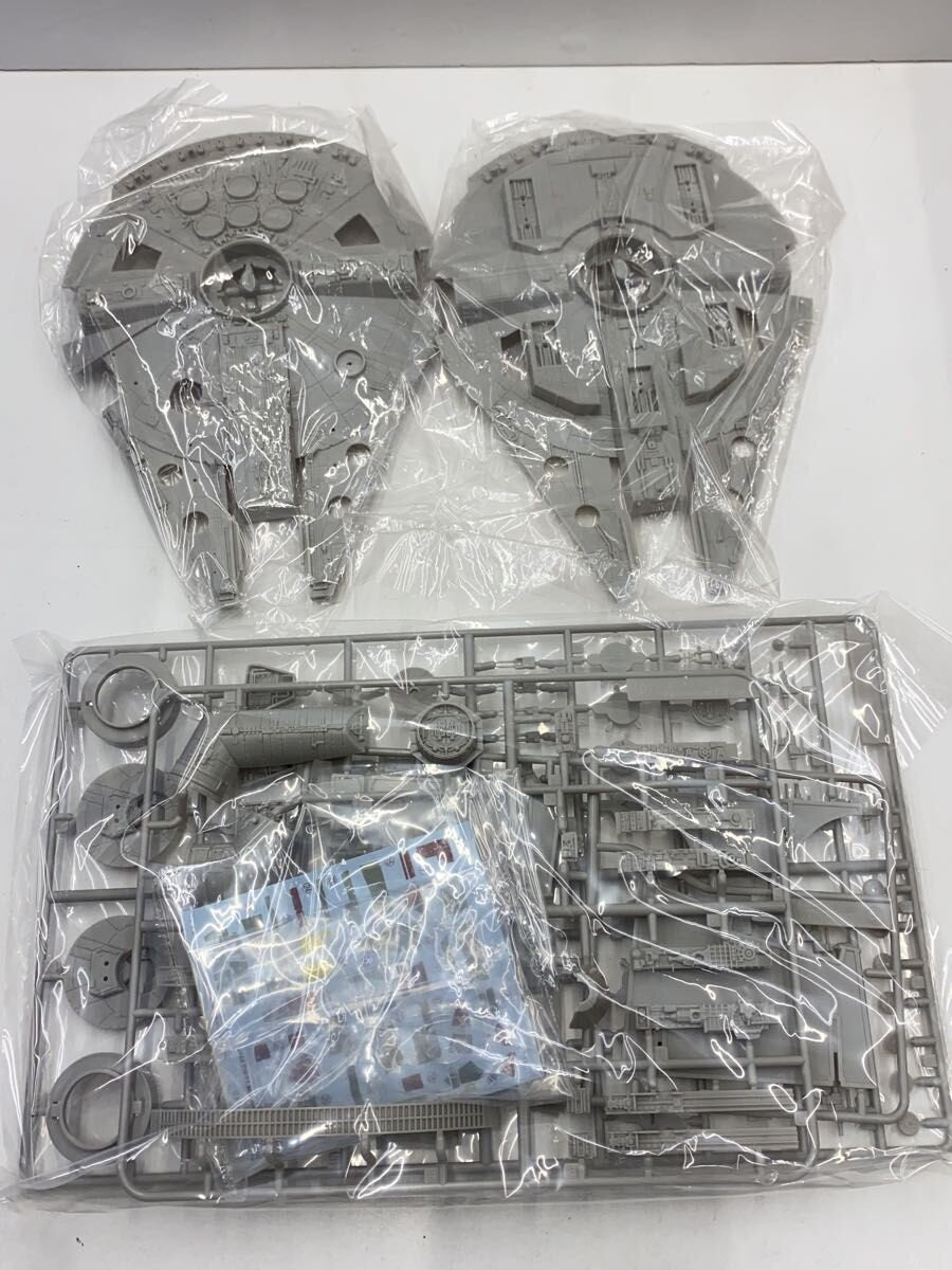 Fine molds 1/144 Plastic Model Kit Millennium Falcon (Star Wars)