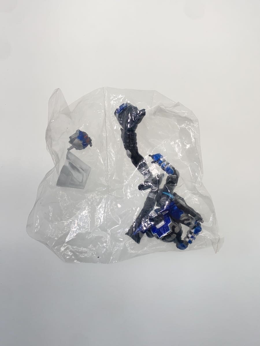 BANDAI Ultimate Solid Kamen Rider Kabuto (3-piece set)