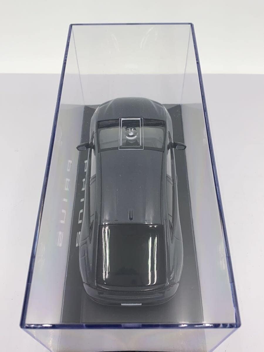 Paluck Prius Die-cast Mini Car 1/30 Scale (1M2, Ash)