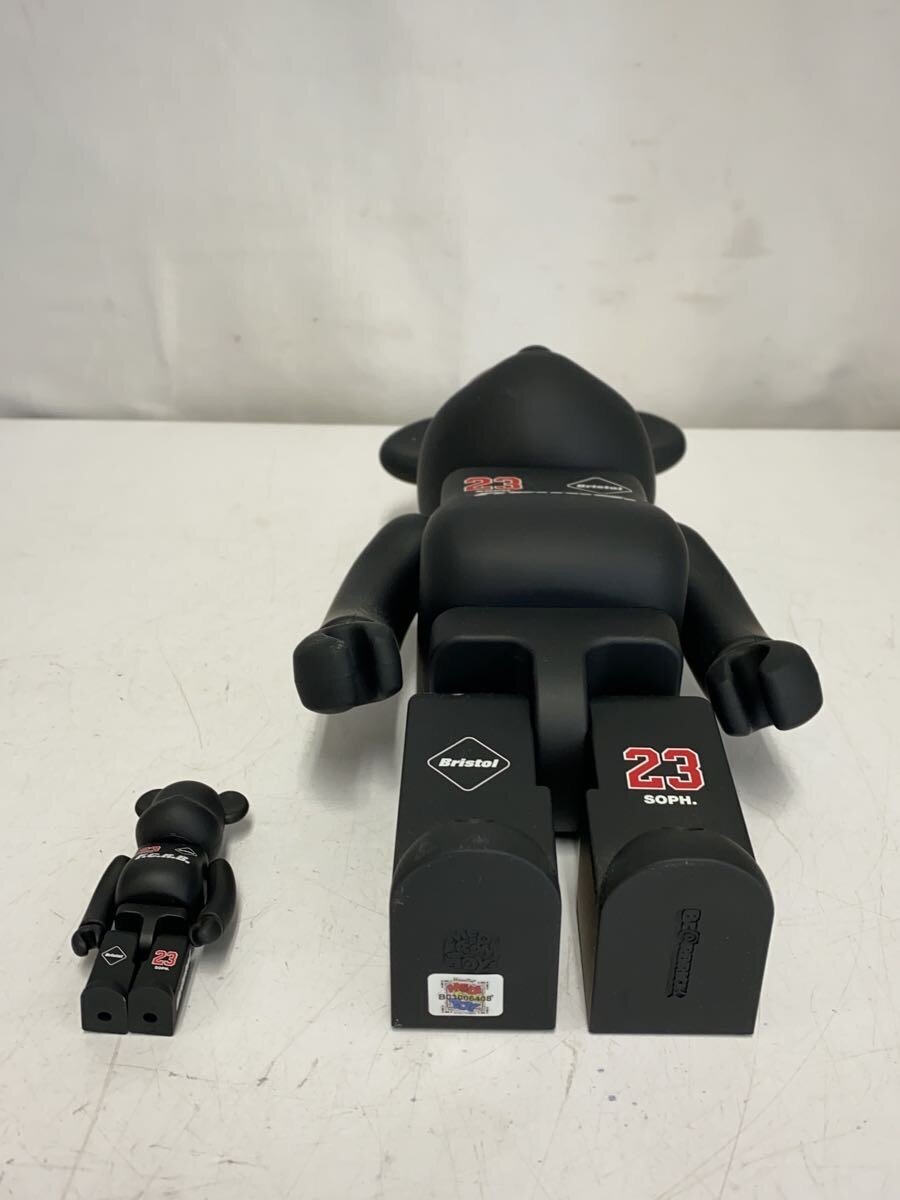 MEDICOM TOY × F.C.R.B. (F.C.Real Bristol) Figure 100% + 400%