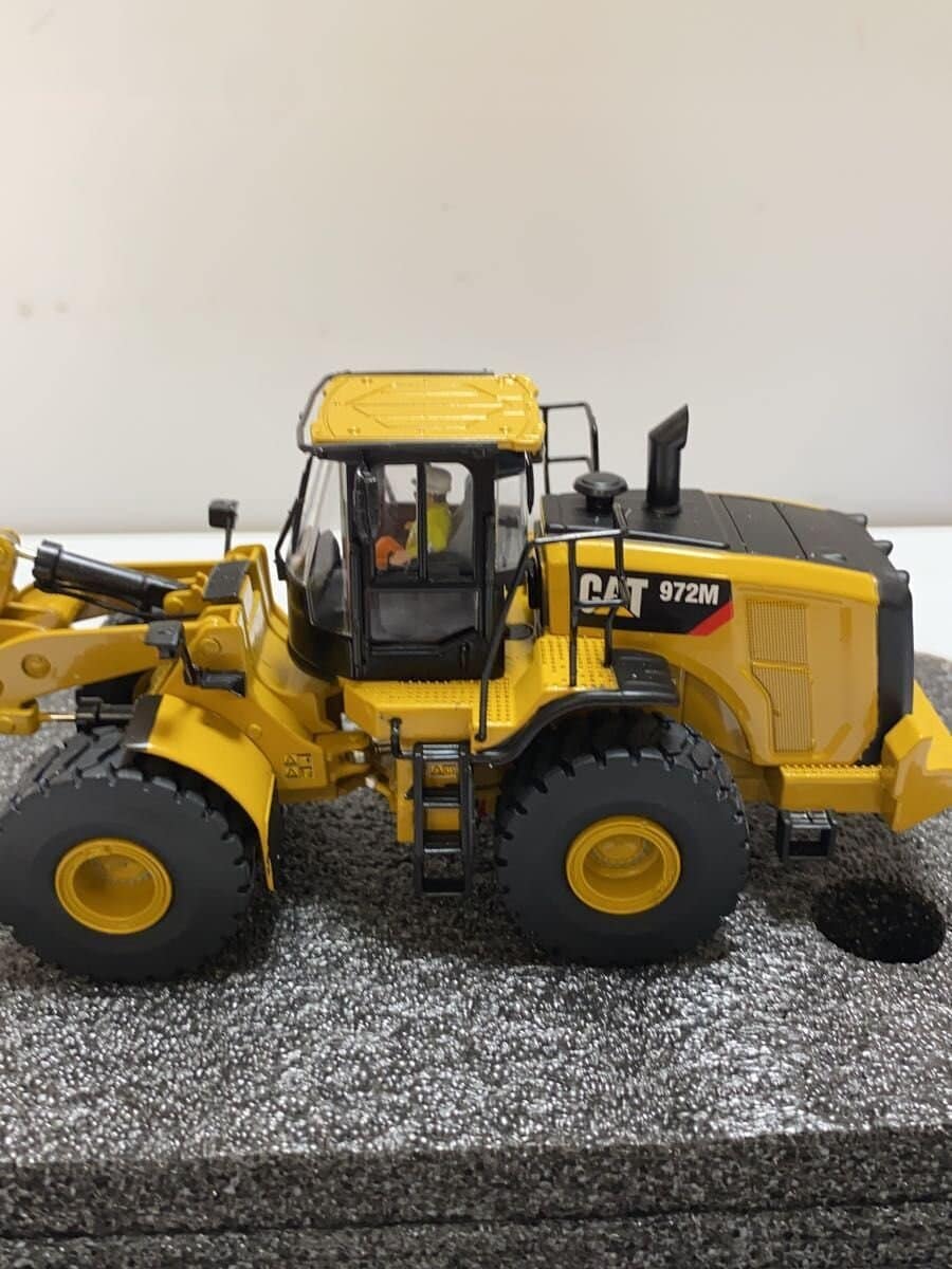 Other Brand DIECAST MASTER 1:50 972M Wheel Loader 85927 Diecast Model