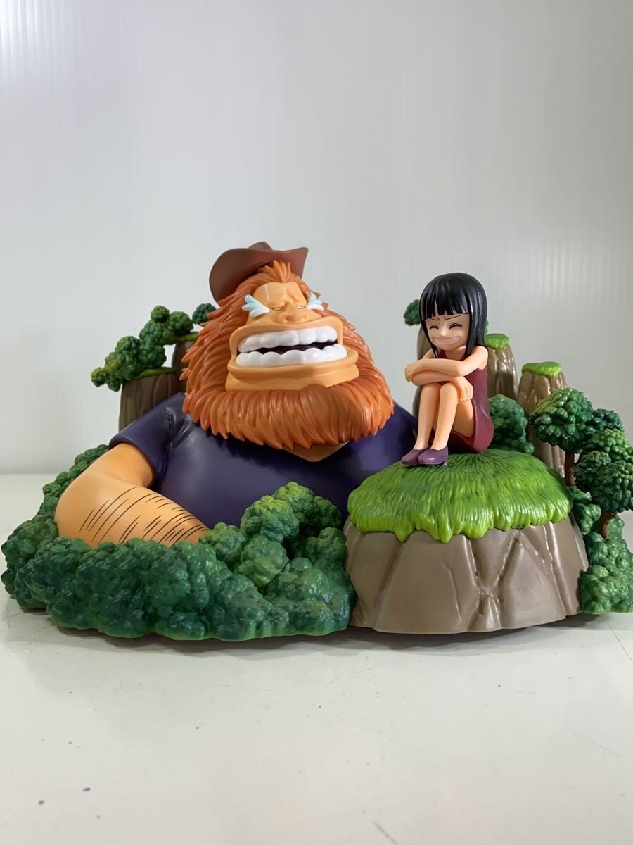 BANDAI SPIRITS Ichiban Kuji One Piece Dramatic Memories - Sauro & Robin (C Prize) Figure