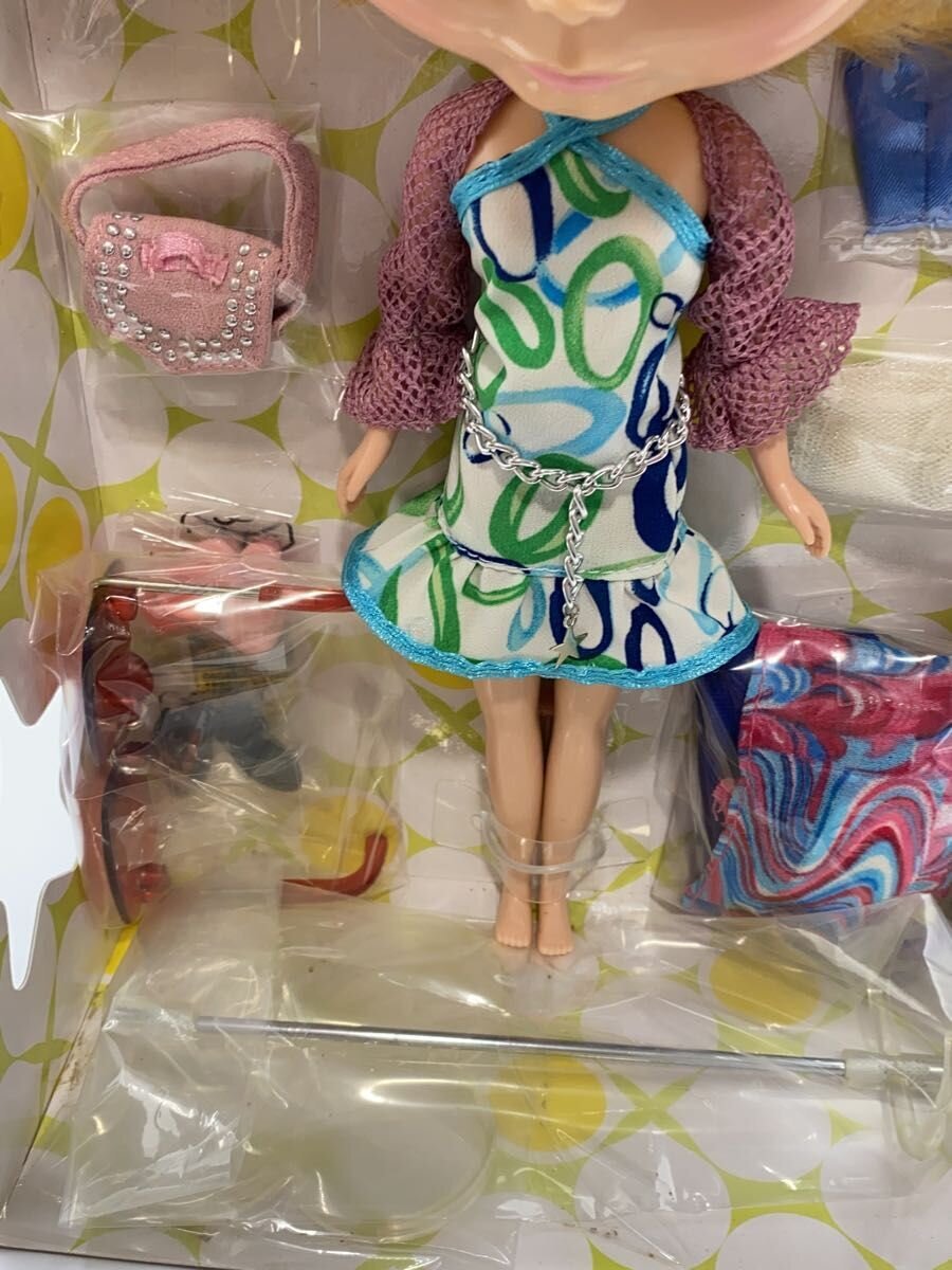 TAKARA Girl