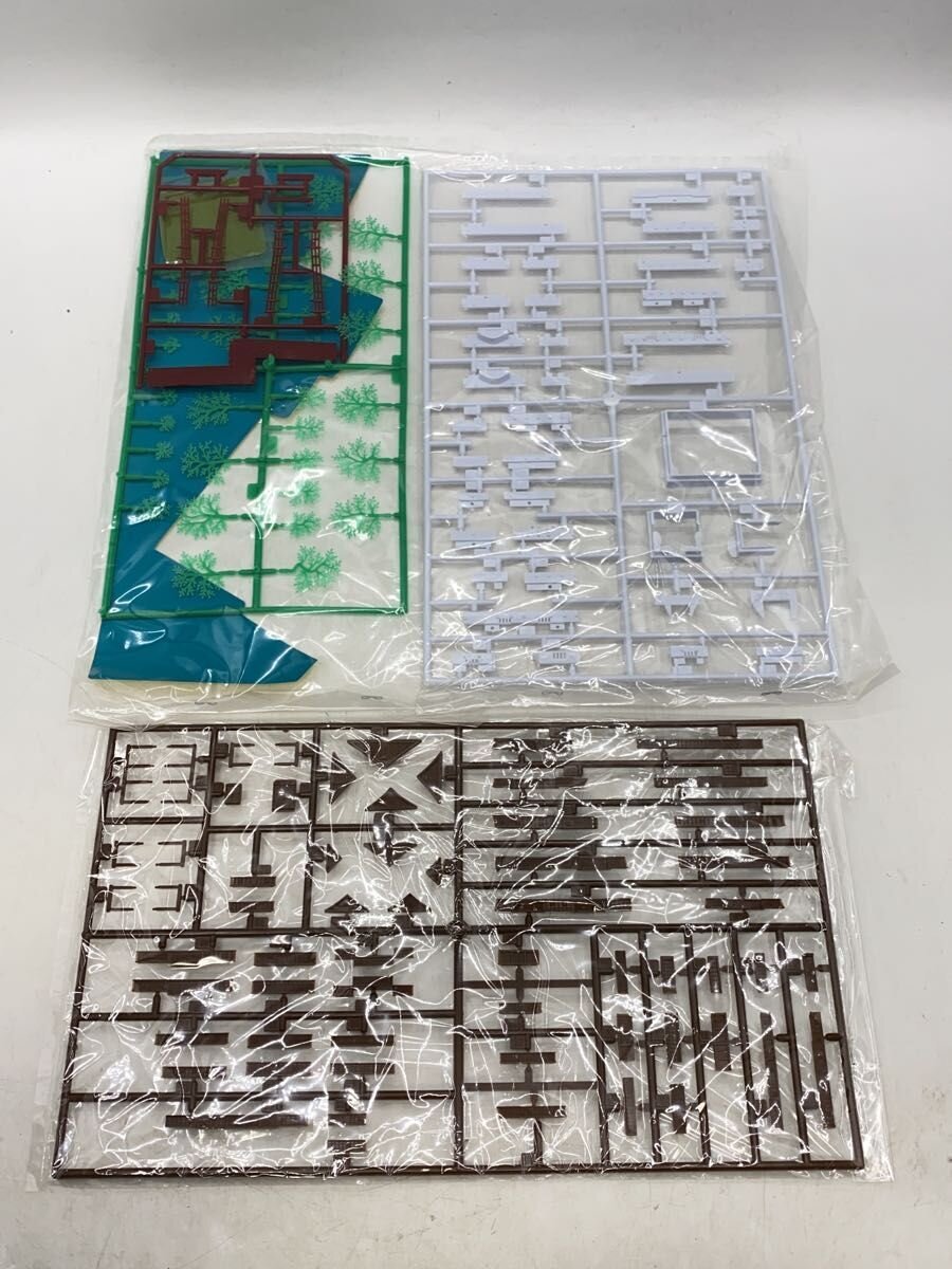 Doyusha Plastic Model — Building (Other Brand)