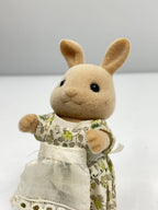 EPOCH Sylvanian Families Milk Rabbit Family 5-Piece Set (Early)