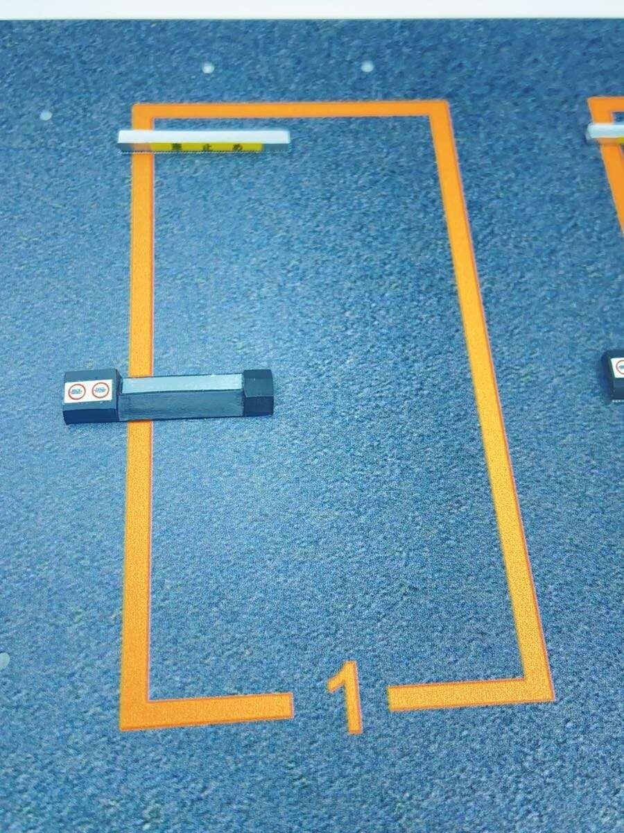Other Brand Oversteer Coin Parking 1/64 Diorama