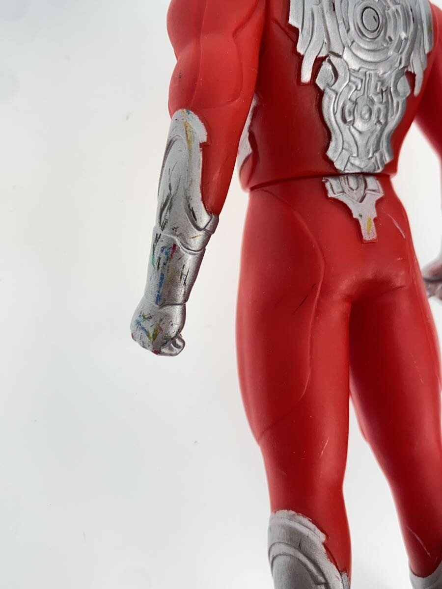 BANDAI Sofubi Ultraman Zero / Ultimate Force Zero 4-Figure Set