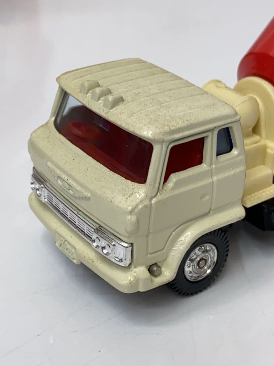 TOMY Boy 027
