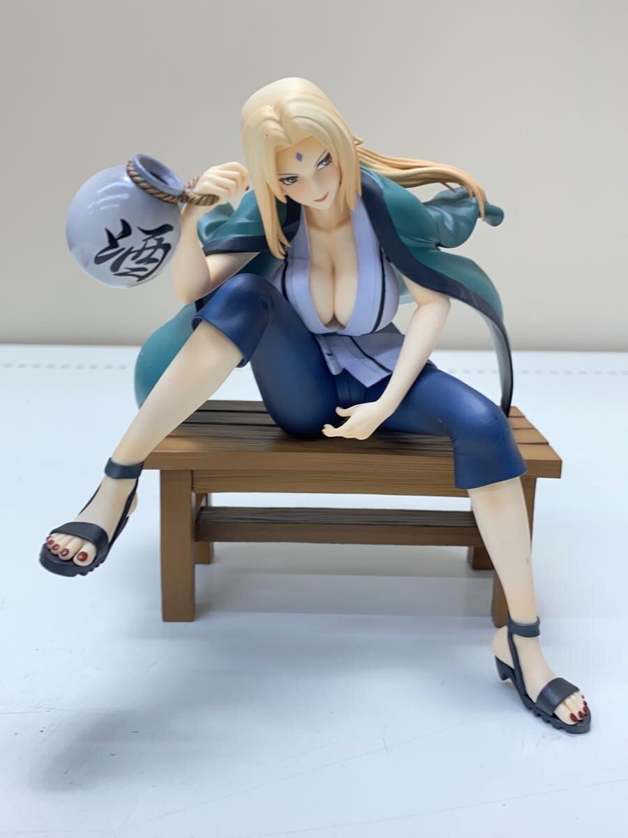 Mega House Tsunade ver.2 (NARUTO GALS) Figure