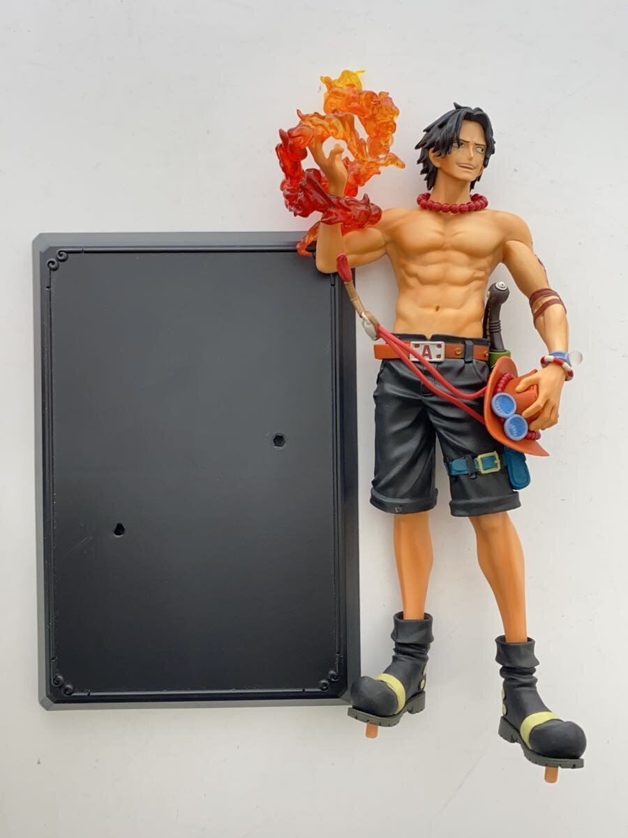 BANDAI SPIRITS Figure Ichiban Kuji C Prize — One Piece Portgas D. Ace (Treasure Cruise)