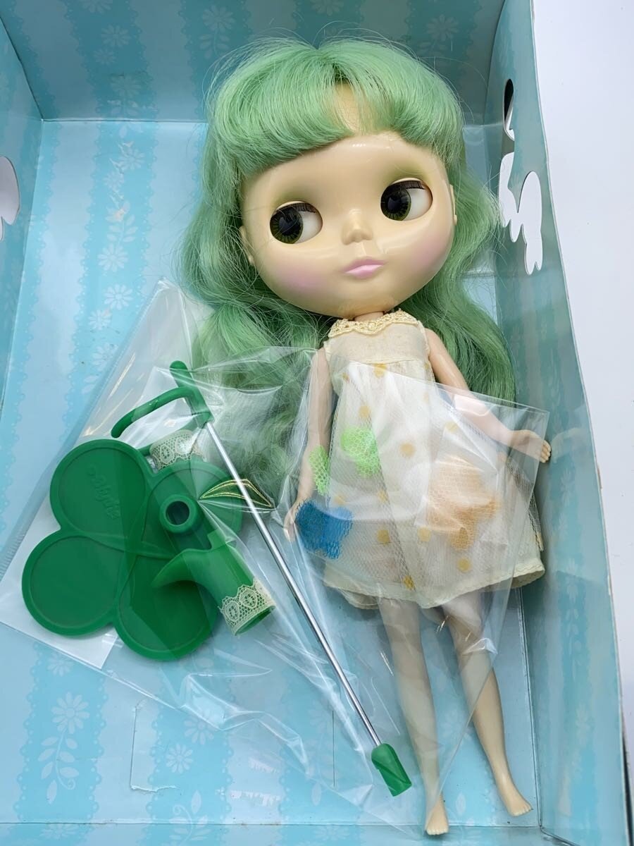 TAKARA TOMY Figure