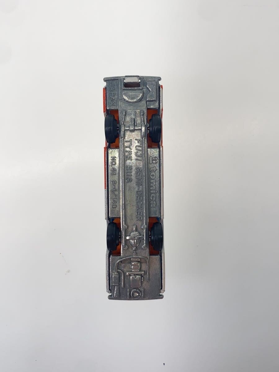 TOMY Tomica Made in Japan Fuji Semi-Decker Airport Bus 41-2 (Fuji Heavy Industries Type 13)