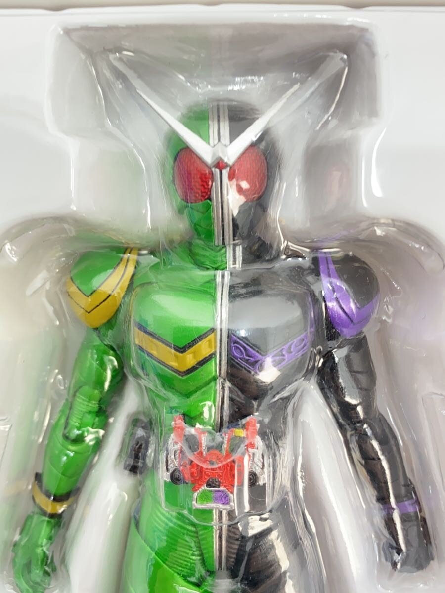 BANDAI S.H.Figuarts (Shinkokutō Seihō) Kamen Rider W Cyclone Joker