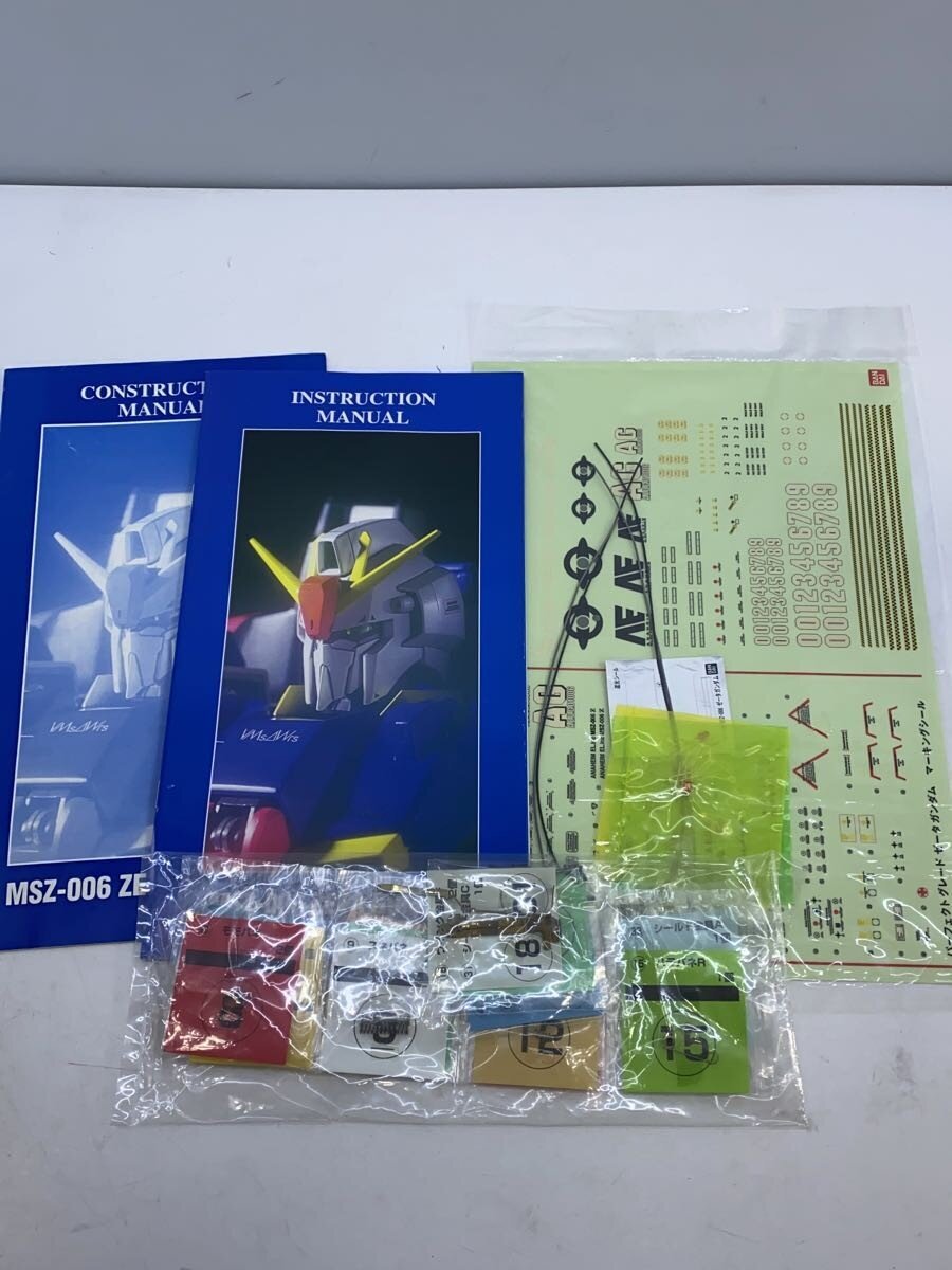 BANDAI Perfect Grade MSZ-006 Zeta Gundam