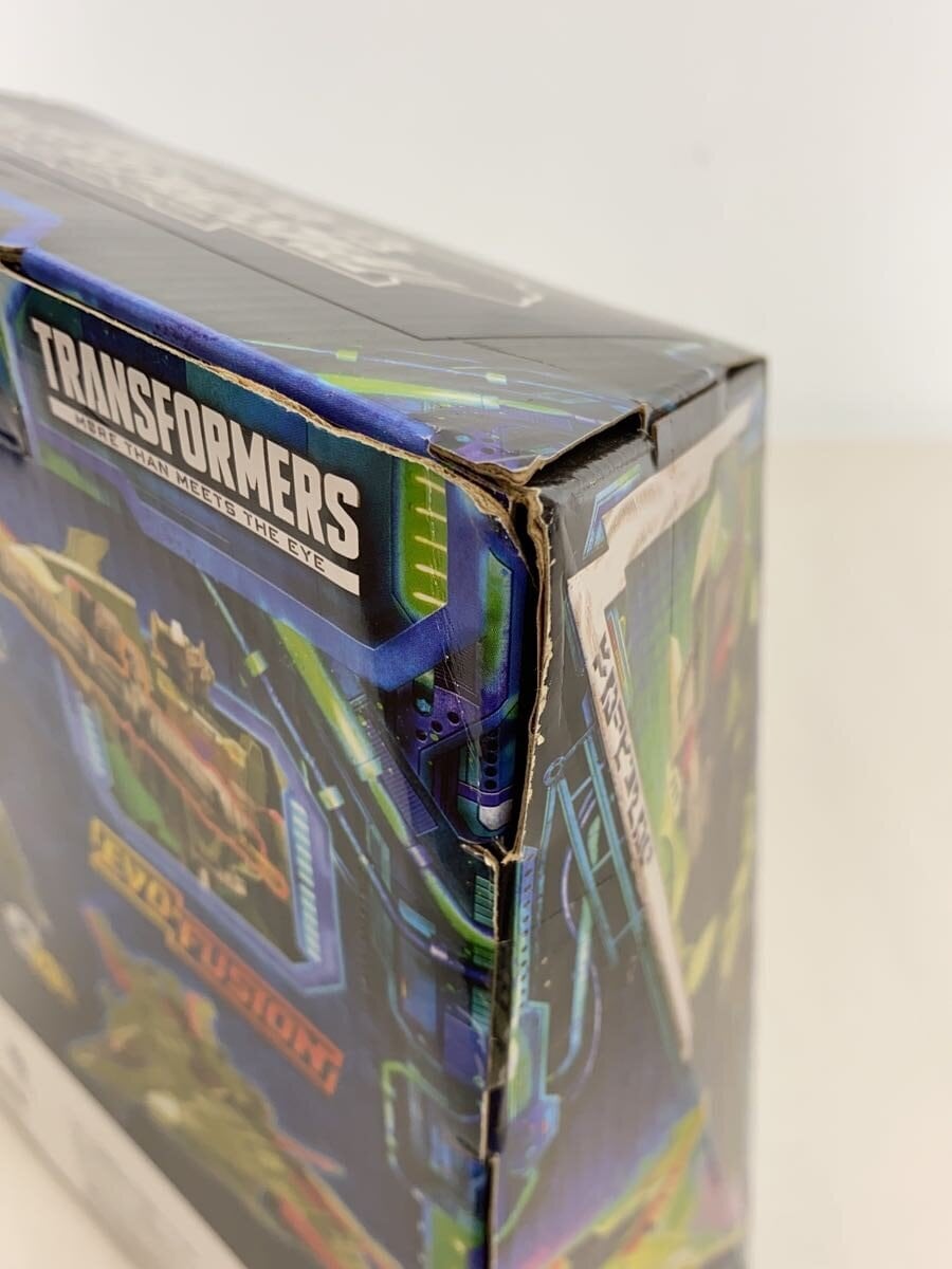 TAKARA TOMY Figure: Transformers Legacy Evolution TL-35 Skyquake