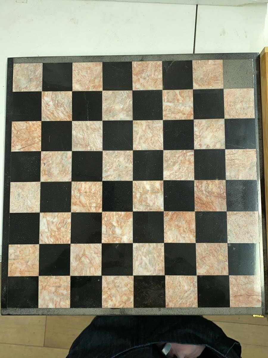 Other Brand Marble Chess Set (Pink)