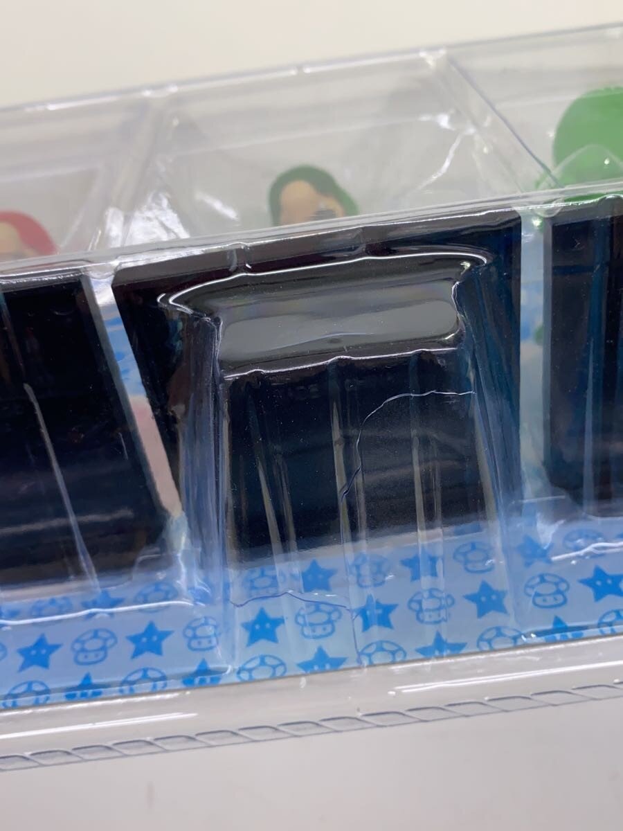 Nintendo Mario Family Club Nintendo (Case Damaged)