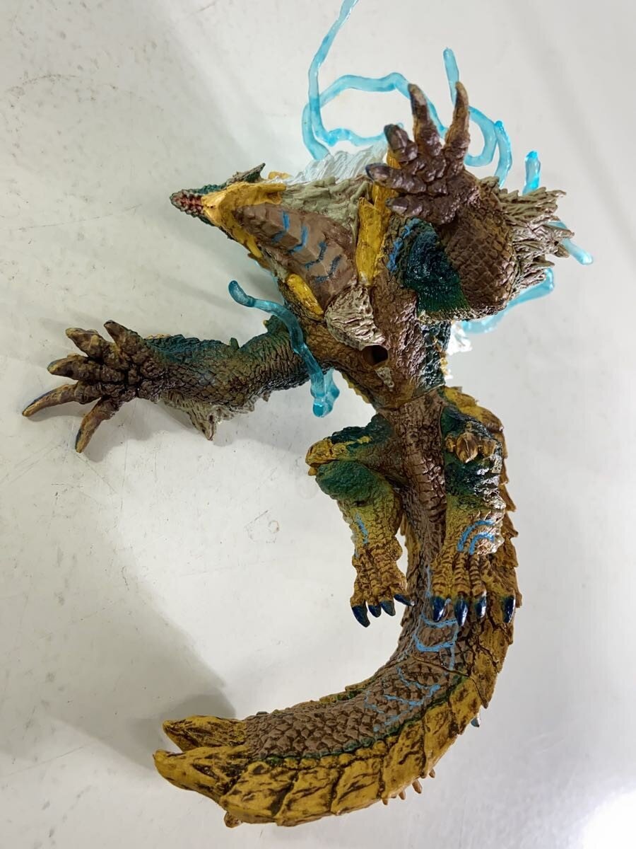 CAPCOM Figure Builder Standard Model Monster Hunter Zinogre (Supercharged / Angry Ver.2)
