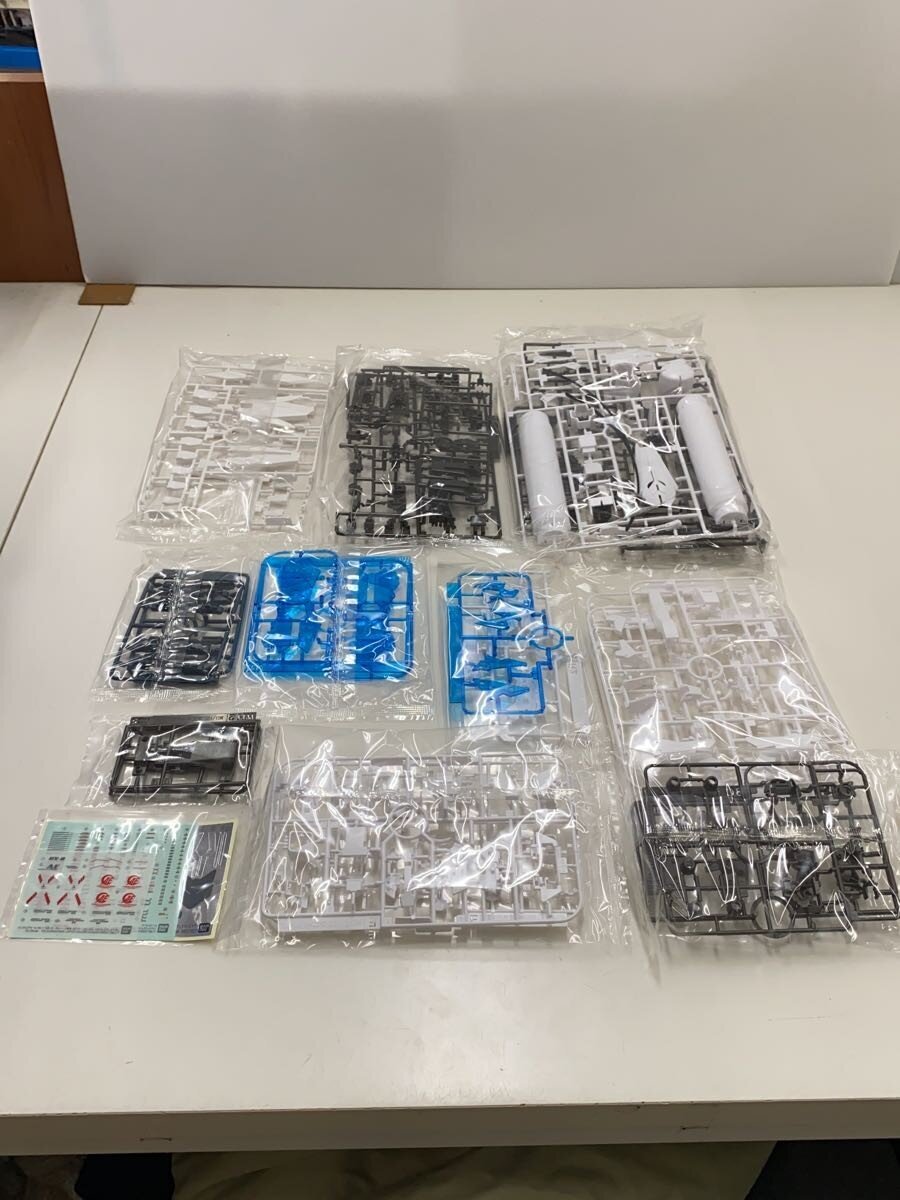 BANDAI SPIRITS Gunpla Plastic Model