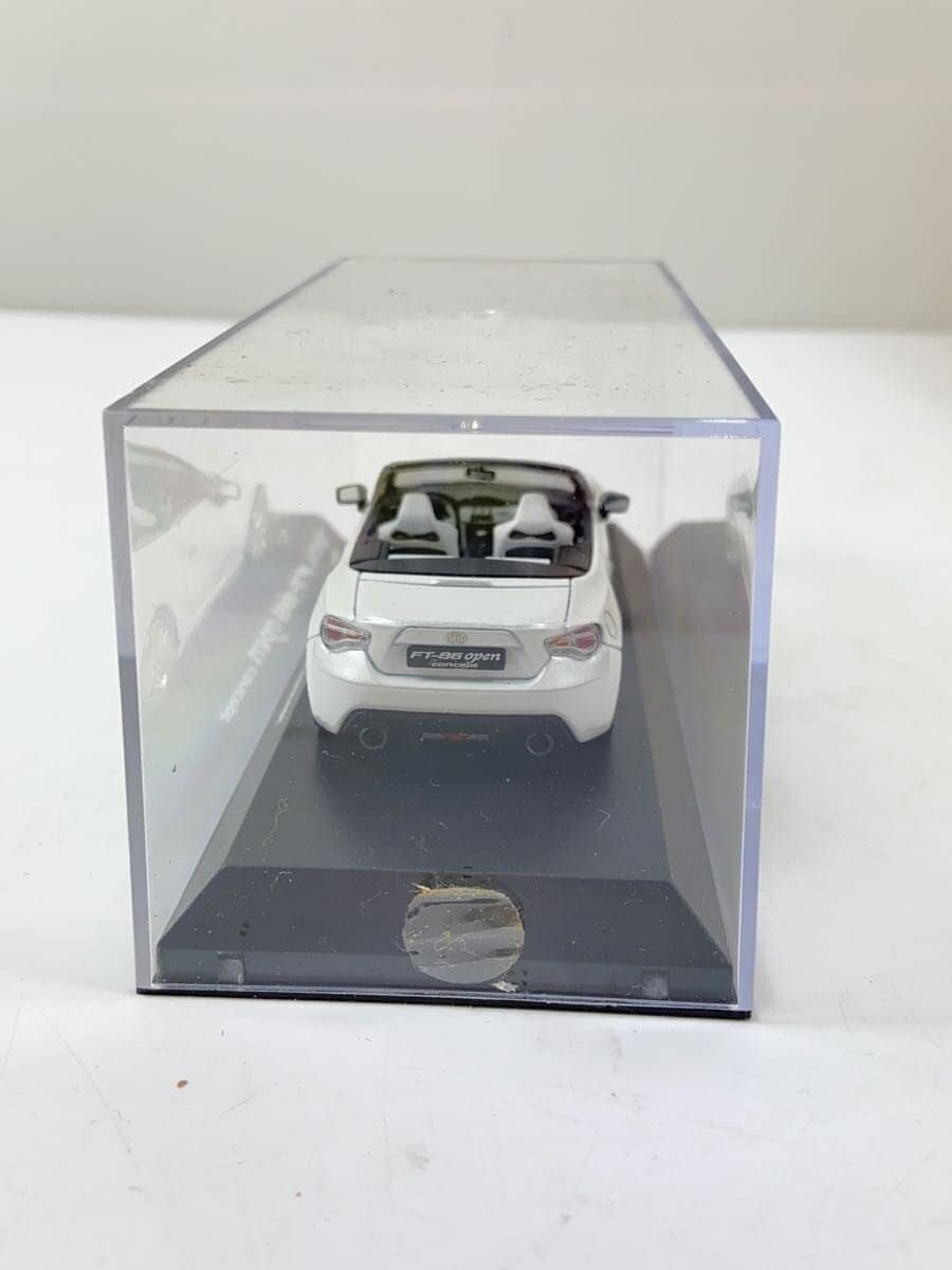 KYOSHO Mini Car FT-86 (Box and Contents Stained)