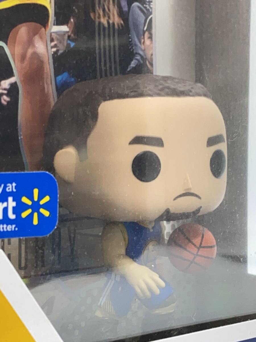 FUNKO Stephen Curry Figure