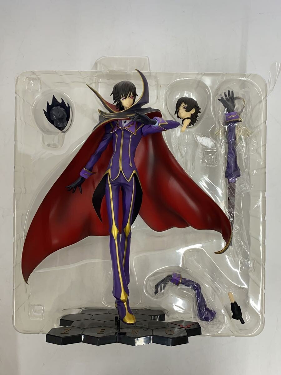 Mega House Figure