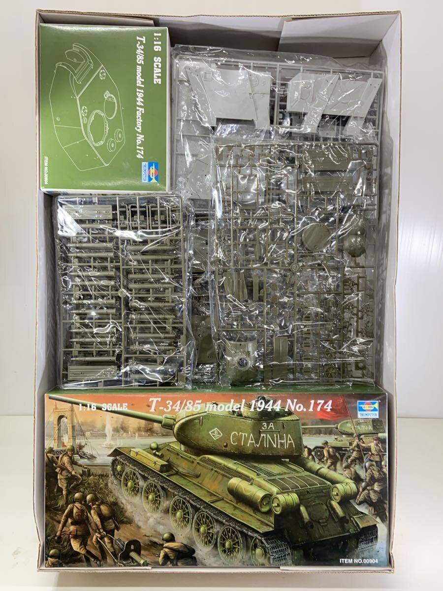 Other Brand Plastic Model T-34/85 (Model 1944 Factory)