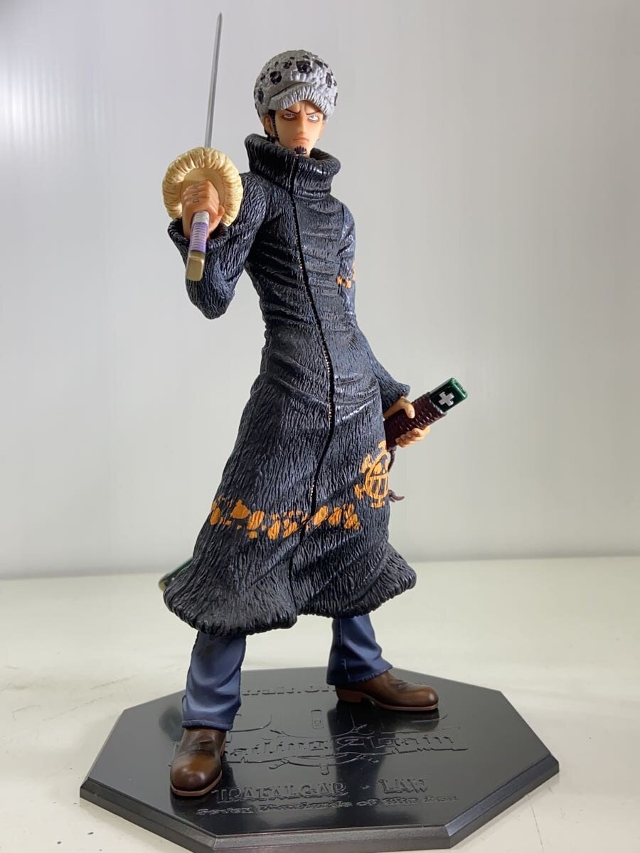 Mega House P.O.P Sailing Again Trafalgar Law (One Piece) Figure