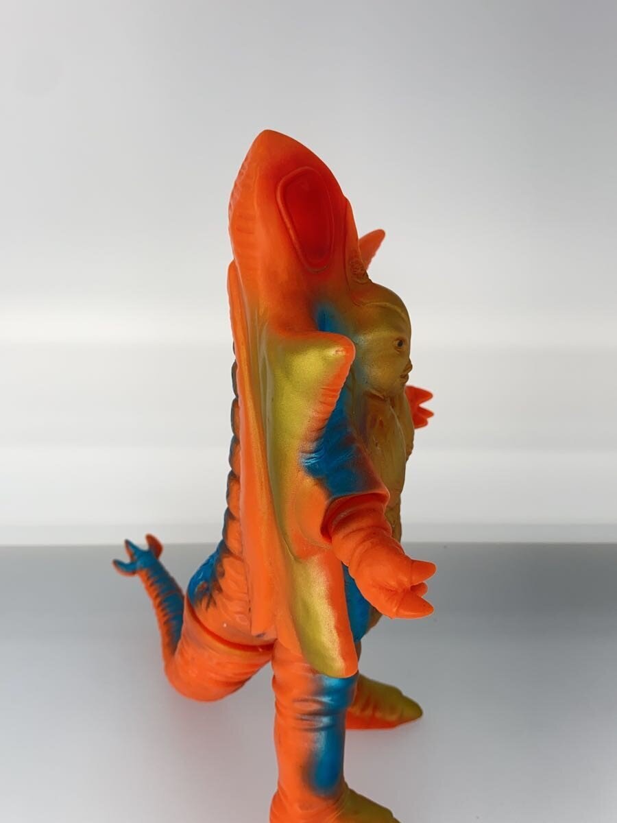 Other Brand Figure, Tsuburaya Communications, Iron
