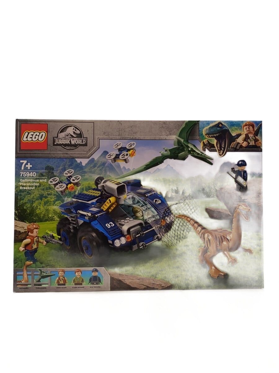 LEGO Gallimimus and Pteranodon Escape 75940