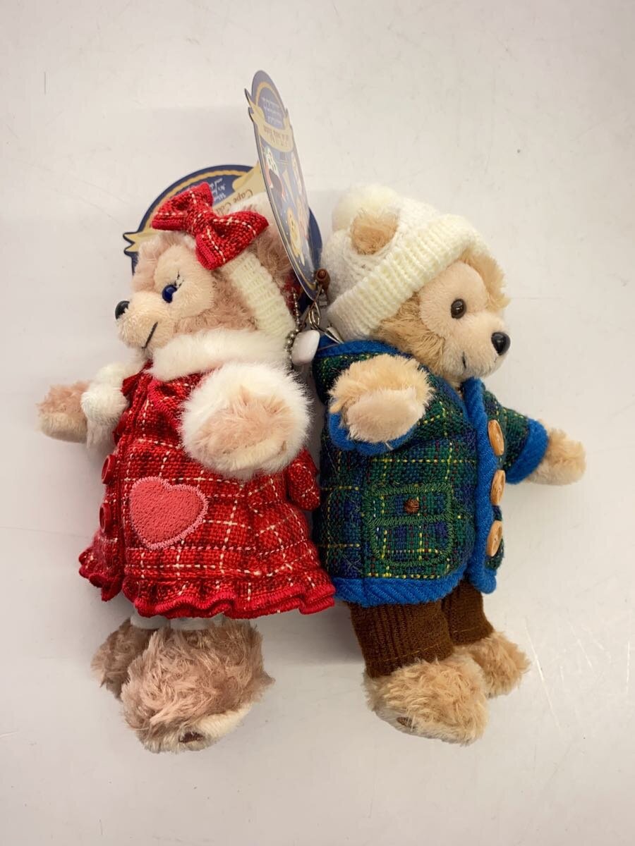 Disney Duffy & Shellie May Cape Cod Twinkle Winter Plush Badge