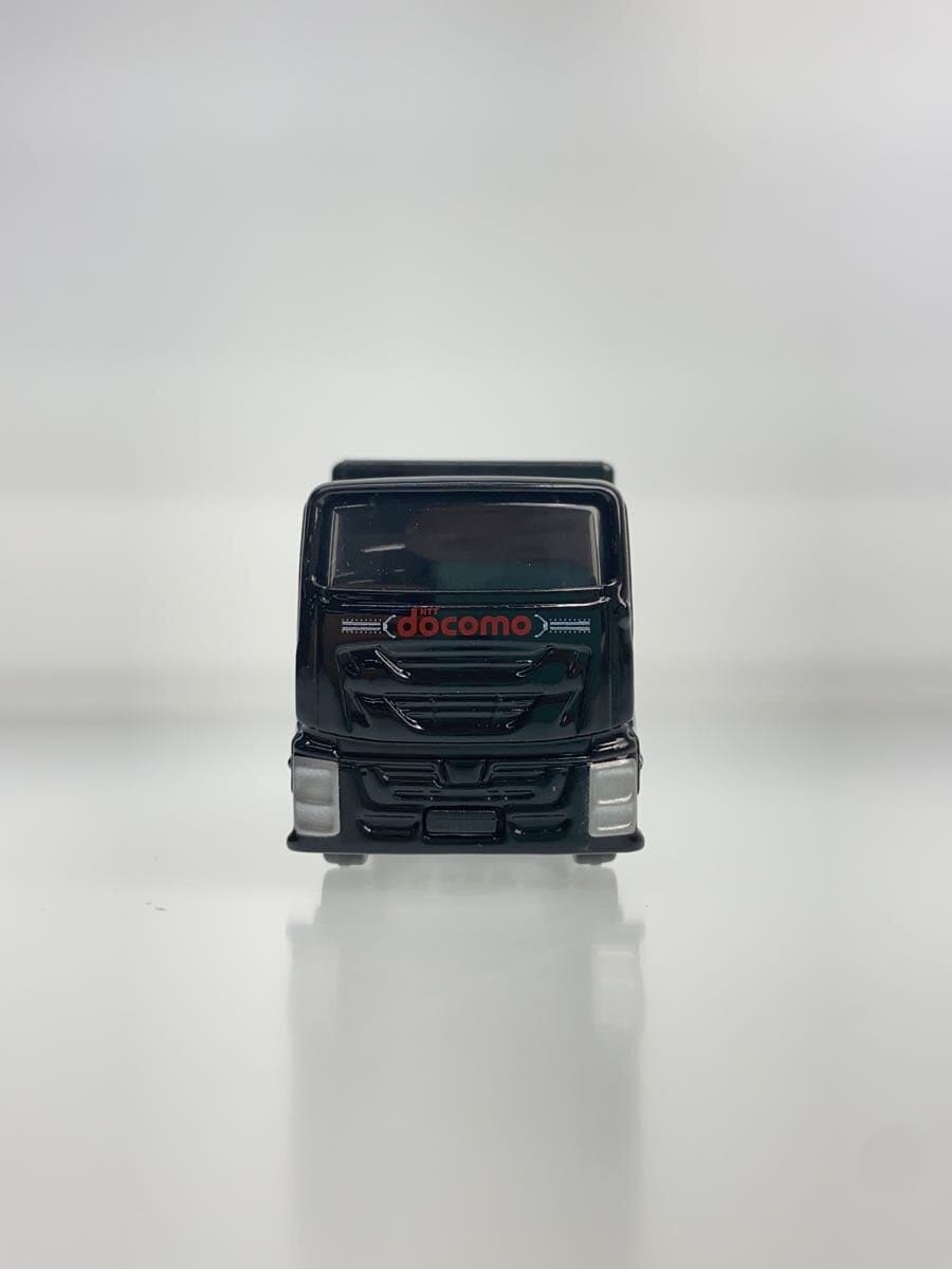 TAKARA TOMY Isuzu Giga Dump Truck