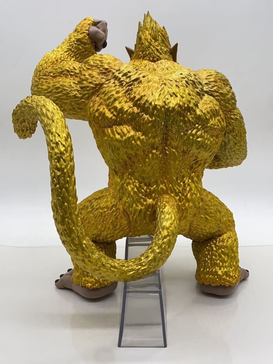 BANDAI SPIRITS Golden Great Ape Goku SOFVICS
