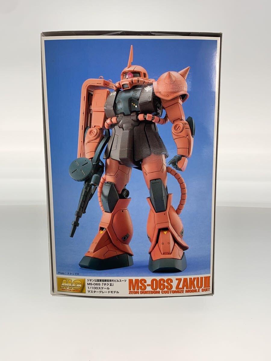BANDAI 1/100 MS-06S Zaku II