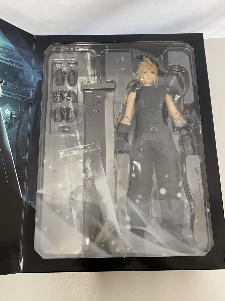 SQUARE ENIX Cloud Strife Figure