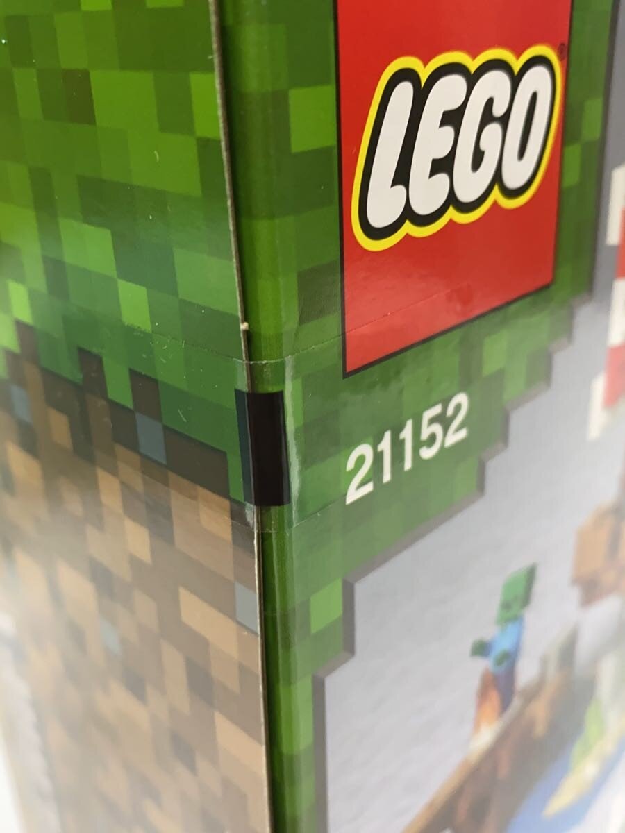 LEGO Minecraft Pirate Ship Adventure 21152