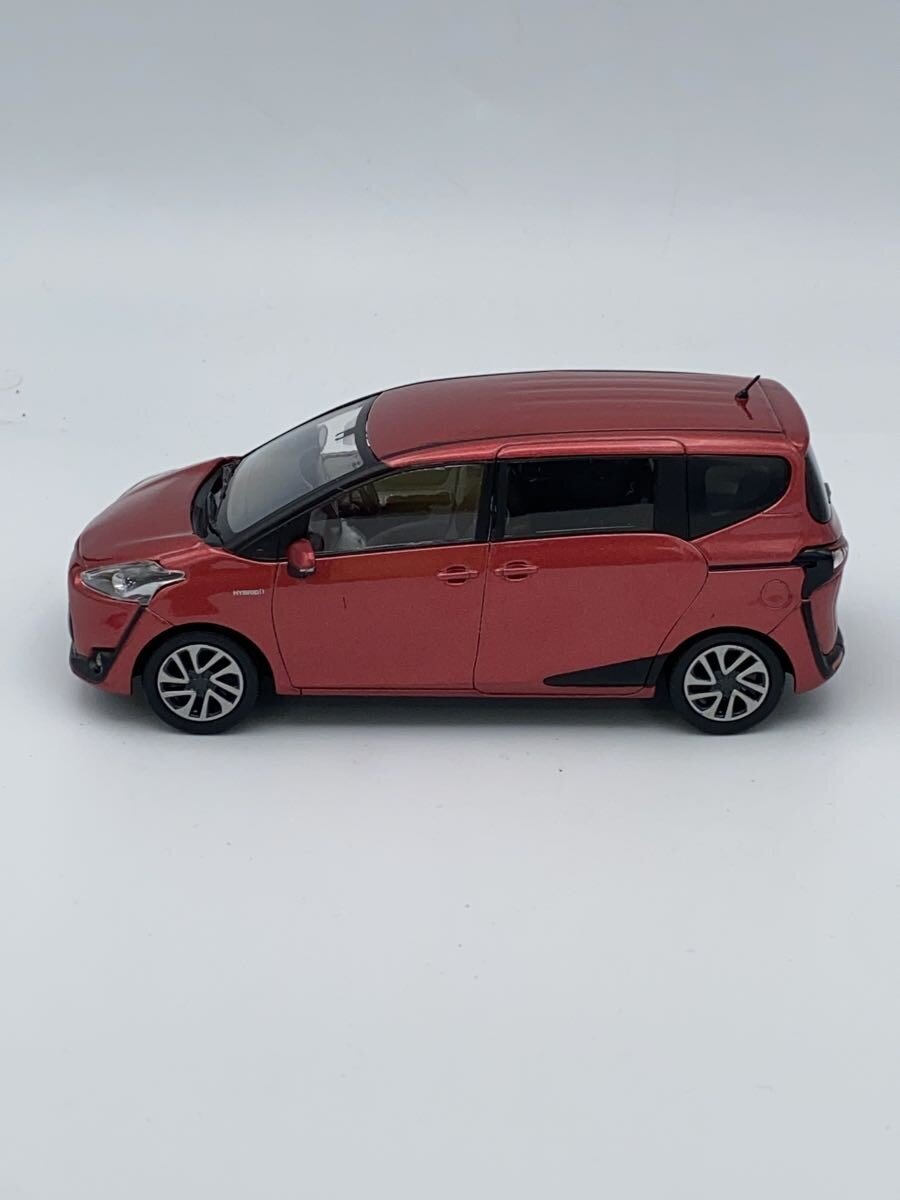 TOYOTA Red Miniature Car