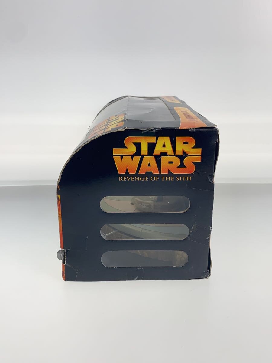 TOMY Bodyguard vs Obi-Wan Battle Arena