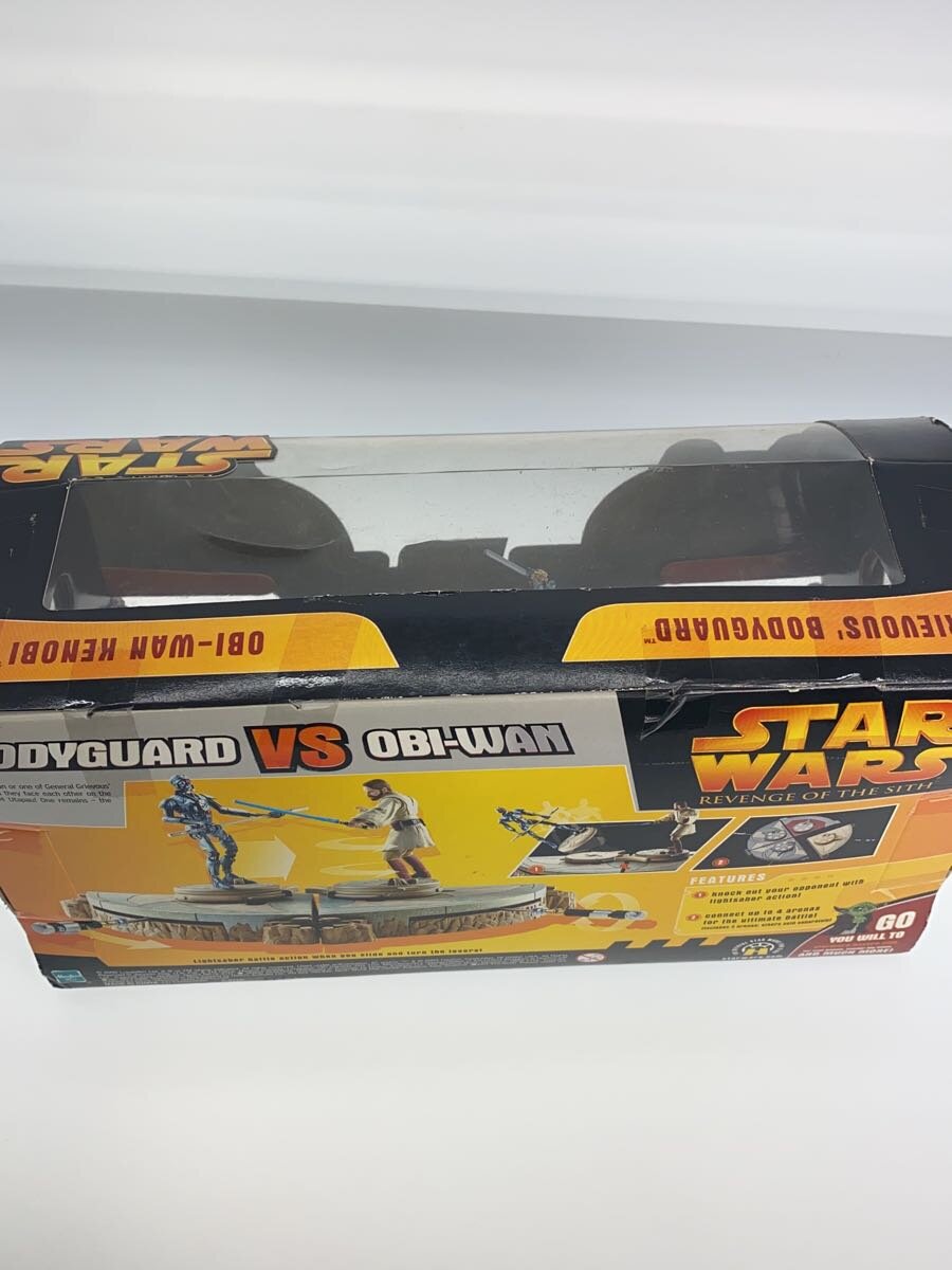 TOMY Bodyguard vs Obi-Wan Battle Arena