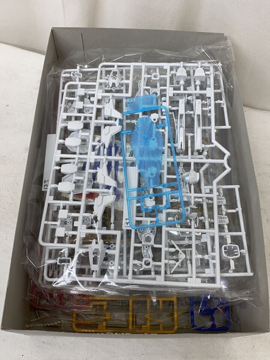 BANDAI Mighty Strike Freedom Gundam 1/144 Model Kit
