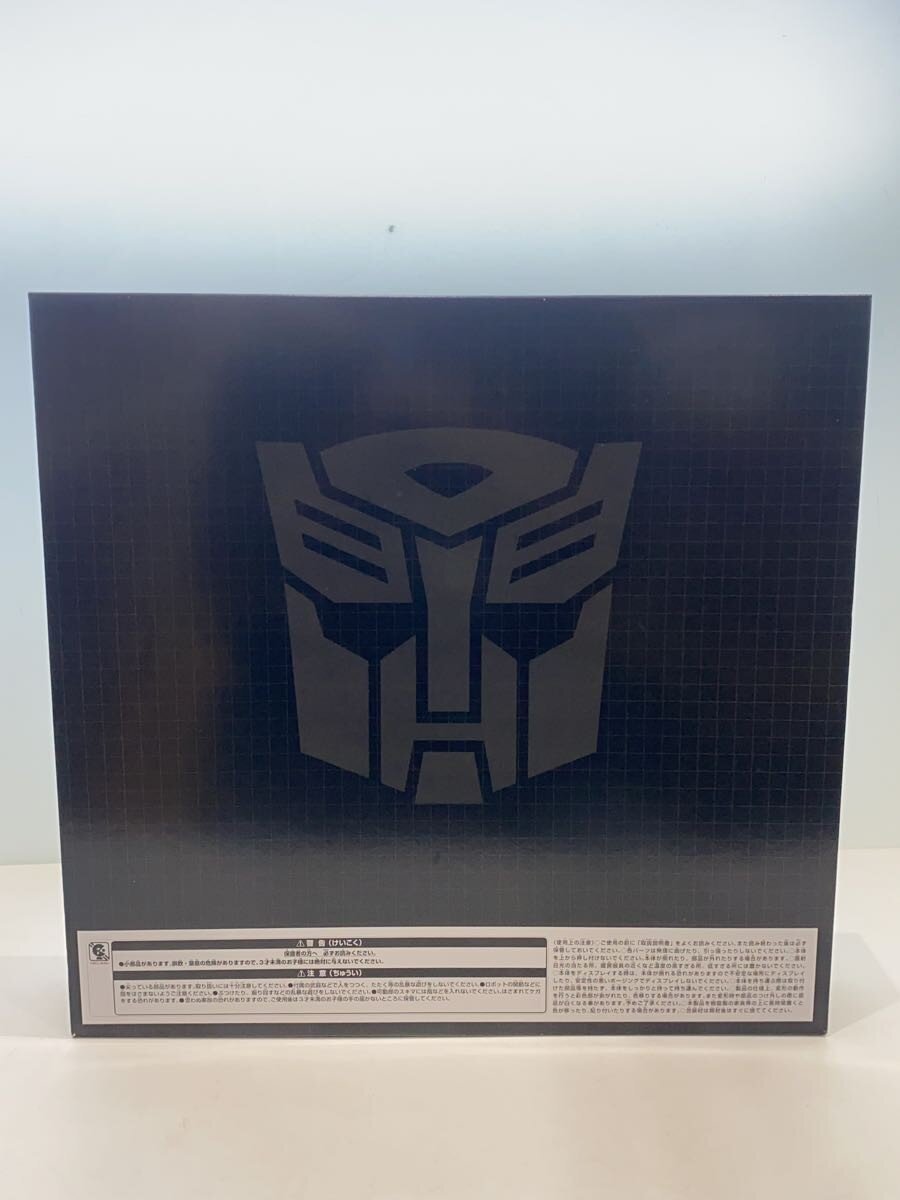 TAKARA TOMY Transformers Generation Selects Volcanicus Figure