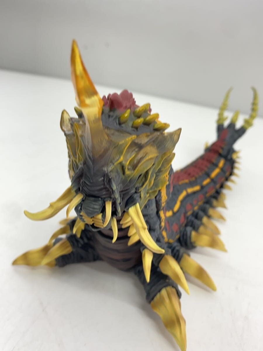 BANDAI SPIRITS Ichiban Kuji Godzilla: The Most Fearsome Kaiju Lineup B Prize Battra (Larva) Figure