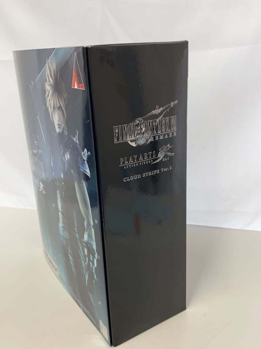 SQUARE ENIX Cloud Strife Figure