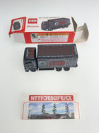 TAKARA TOMY Isuzu Giga Dump Truck
